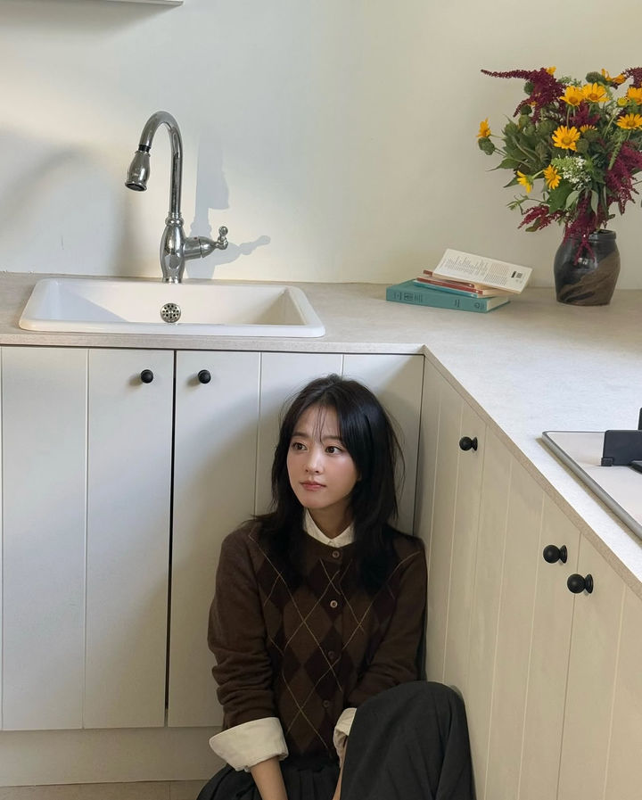 [서울=뉴시스] 배우 박보영. (사진=박보영 인스타그램 캡처) 2025.09.22. photo@newsis.com *재판매 및 DB 금지