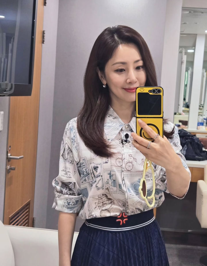 [서울=뉴시스] 배우 오나라. (사진=오나라 인스타그램 캡처) 2025.09.22. photo@newsis.com *재판매 및 DB 금지