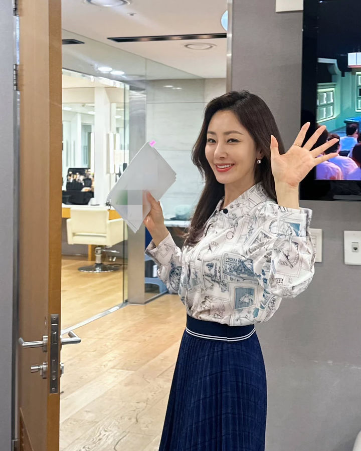 [서울=뉴시스] 배우 오나라. (사진=오나라 인스타그램 캡처) 2025.09.22. photo@newsis.com *재판매 및 DB 금지