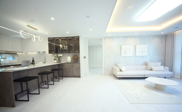 태백 센추리아파트 주방과 거실 등 내부 모습.(사진=뉴시스) *재판매 및 DB 금지