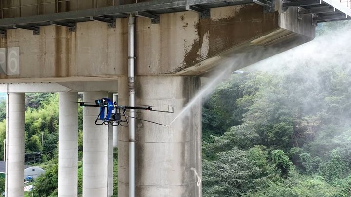 [창원=뉴시스]도공 부경, 고속도로 유지관리에 첨단 무인화 작업 추진.(사진=도공 부경본부 제공) 2025.09.23.photo@newsis.com *재판매 및 DB 금지