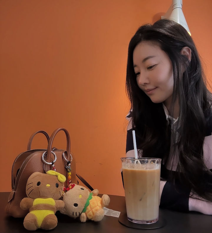 [서울=뉴시스] 배우 김사랑. (사진=김사랑 인스타그램 캡처) 2025.09.23. photo@newsis.com *재판매 및 DB 금지