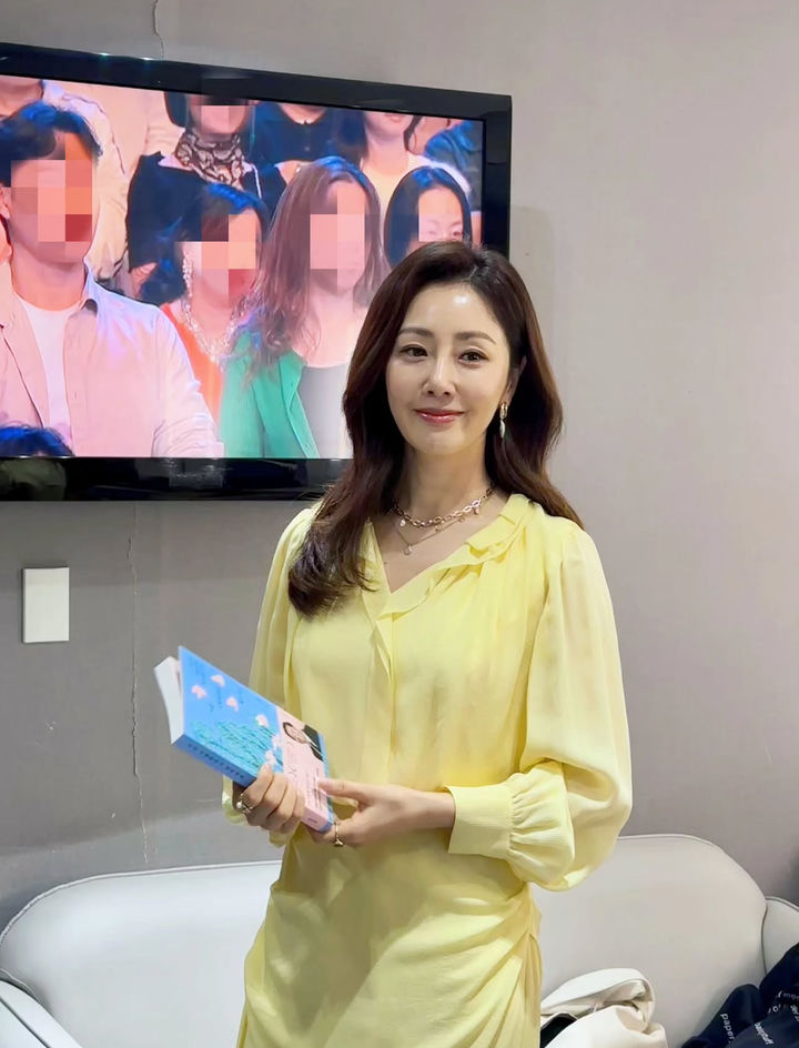 [서울=뉴시스] 배우 오나라. (사진=오나라 인스타그램 캡처) 2025.09.23. photo@newsis.com *재판매 및 DB 금지