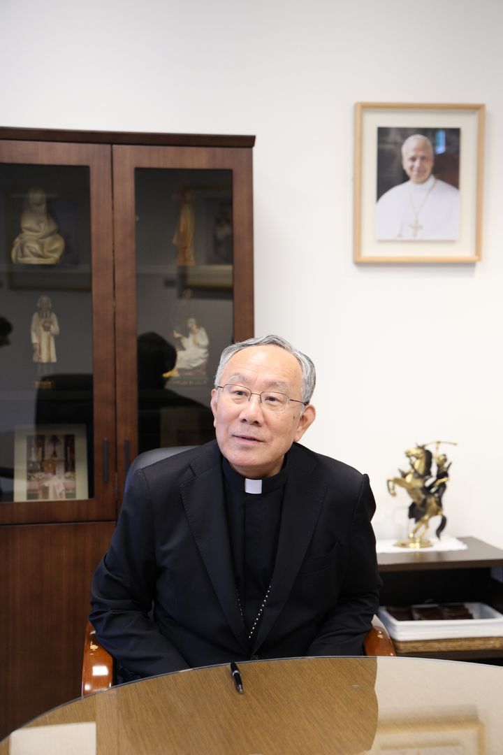 [서울=뉴시스] 지난 8일 서울 중구 천주교 서울대교구청에서 만난 천주교 서울대교구 총대리 구요비 주교 (사진=천주교 서울대교구 제공) 2025.09.24. photo@newsis.com *재판매 및 DB 금지