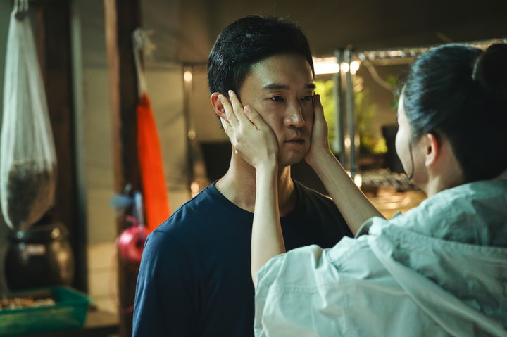 조우진 *재판매 및 DB 금지