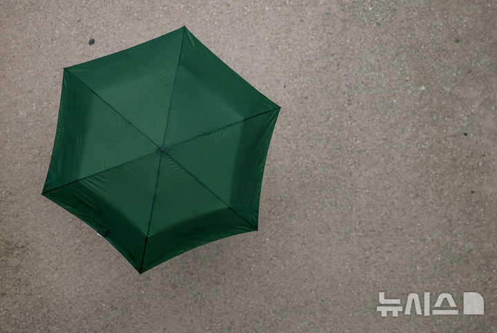 연휴 둘째 날도 울산에 비…최고기온 27도