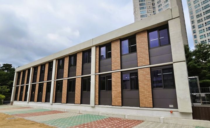 엔알비 브릿지스쿨Ⅱ 서울 반포동 원촌초 설치 사진. (사진=엔알비) *재판매 및 DB 금지