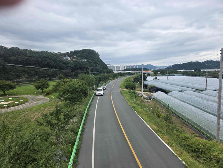 [밀양=뉴시스] 안심가로등 설치 대상지 용평 암새들 일원 전경. (사진= 밀양시 제공) 2025.09.25. photo@newsis.com *재판매 및 DB 금지