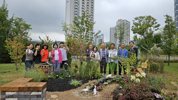 [울산=뉴시스] 구미현 기자 = 춘해보건대학교는 산림조경비즈니스과가 '울산 정원 스토리 페어'에서 2년 연속 수상했다고 25일 밝혔다. (춘해보건대 제공) 2025.09.25. photo@newsis.com *재판매 및 DB 금지