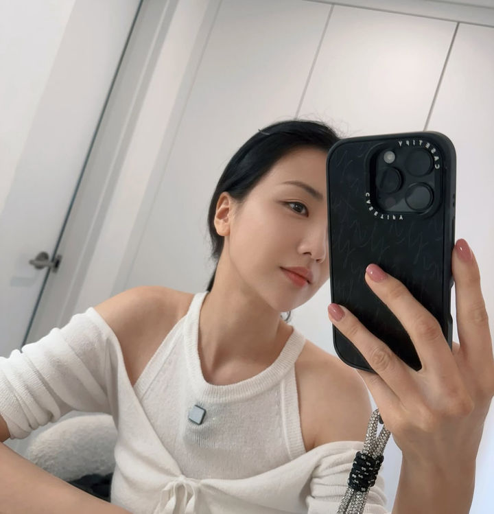 [서울=뉴시스] 배우 박하선. (사진=박하선 인스타그램 캡처) 2025.09.25. photo@newsis.com *재판매 및 DB 금지