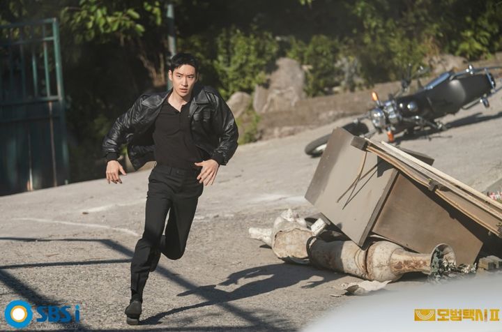 [서울=뉴시스]드라마 '모범택시2'에 출연한 배우 이제훈. (사진 = SBS) 2025.09.25. photo@newsis.com *재판매 및 DB 금지