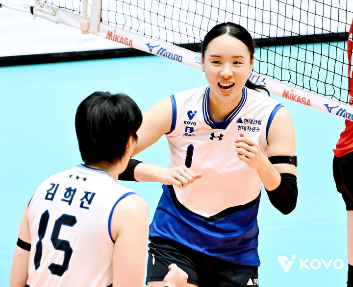 [서울=뉴시스]여자배구 현대건설 이예림. (사진=KOVO 제공)