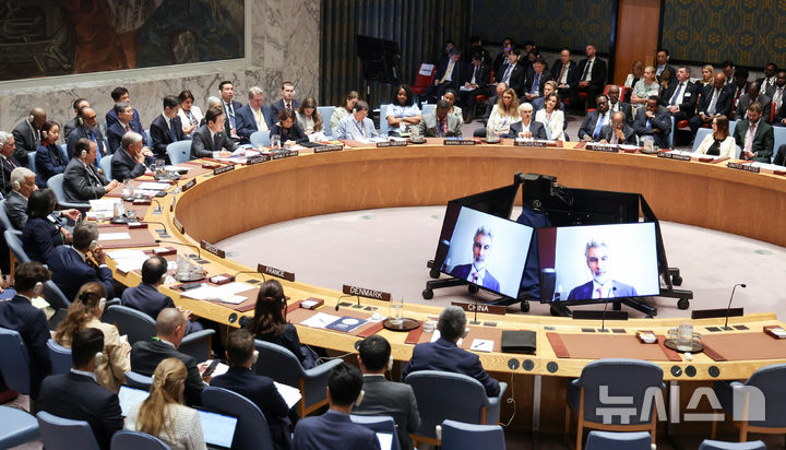 [뉴욕=뉴시스] 최동준 기자 = 이재명 대통령이 24일(현지 시간) 미국 뉴욕 유엔본부에서 안전보장이사회 의장 자격으로 공개 토의를 주재하고 있다. 2025.09.25. photocdj@newsis.com