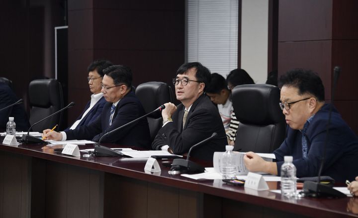 [서울=뉴시스] 임기근 기획재정부 차관이 25일 서울 종로구 한국무역보험공사에서 '재정구조 혁신 전담반 출범 회의'를 주재하고 있다. (사진=기획재정부 제공) 2025.09.25. photo@newsis.com *재판매 및 DB 금지