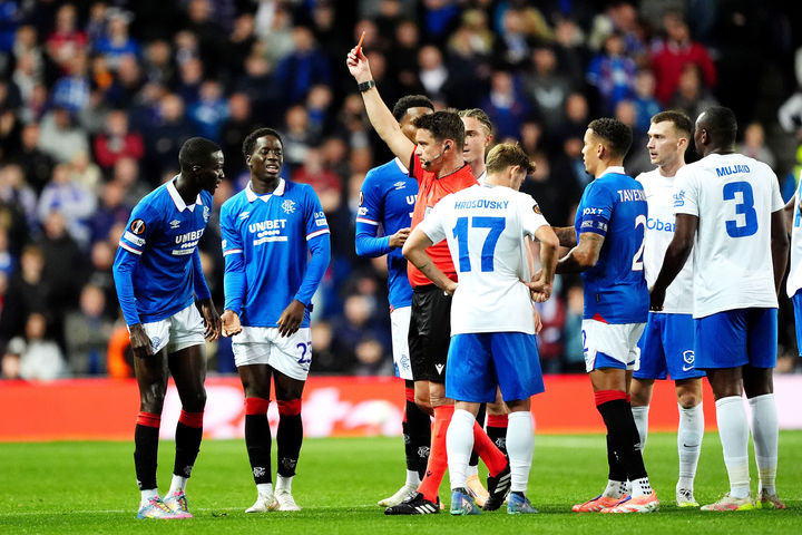 [글래스고=AP/뉴시스]헹크, 10명 뛴 레인저스에 1-0 신승. 2025.09.25.