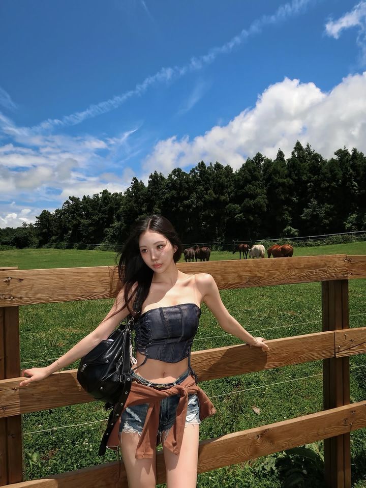 [서울=뉴시스] 모델 겸 인플루언서 이예닮. (사진=인스타그램 캡처) *재판매 및 DB 금지