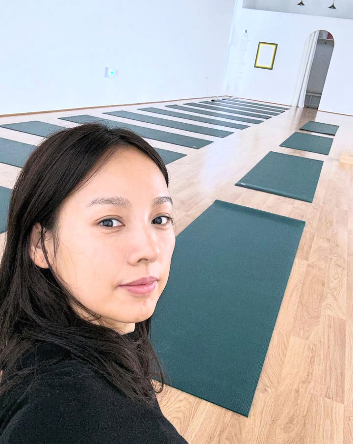 [서울=뉴시스] 가수 이효리. (사진=아난다 요가 인스타그램 캡처) 2025.09.29. photo@newsis.com *재판매 및 DB 금지