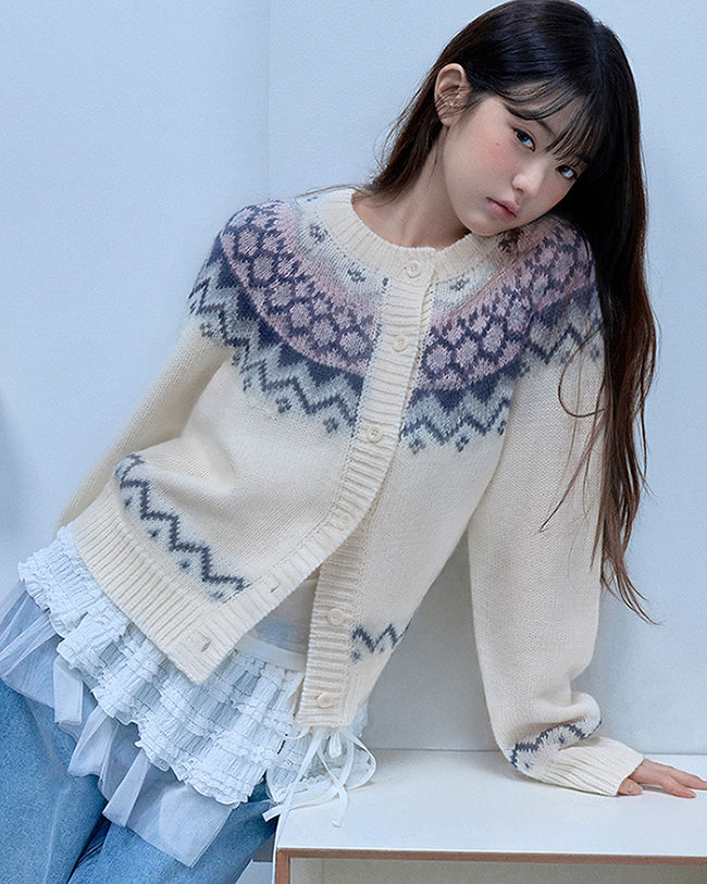 [서울=뉴시스] 장원영. (사진=로라로라) 2025.09.29. photo@newsis.com *재판매 및 DB 금지