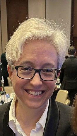 [서울=뉴시스] 티나 코텍 오리건주 주지사.(출처: 티나 코텍 트루스소셜) 2025.09.29.&nbsp; *재판매 및 DB 금지