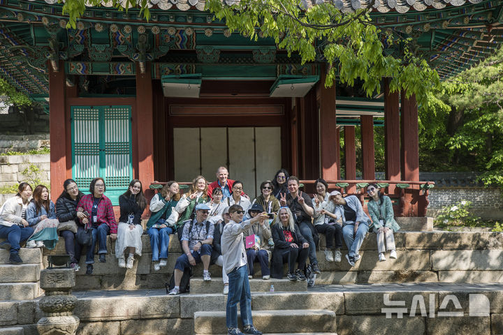 [서울=뉴시스]2025 봄 궁중문화축전 '창덕궁 아침 궁을 깨우다'. 국가유산청 제공