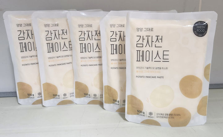 [양양=뉴시스] 양양농산물 종합가공센터에서 개발한 간편조리용 신제품인 감자전 페이스트.(사진=양양군 제공)photo@newsis.com *재판매 및 DB 금지