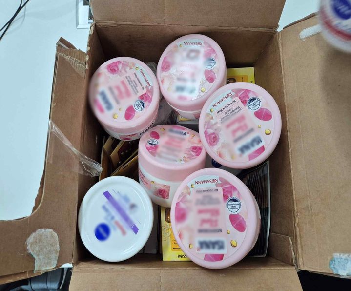 [수원=뉴시스] 보디로션으로 위장된 마약류. (사진=수원지검 제공) 2025.09.30. photo@newsis.com *재판매 및 DB 금지