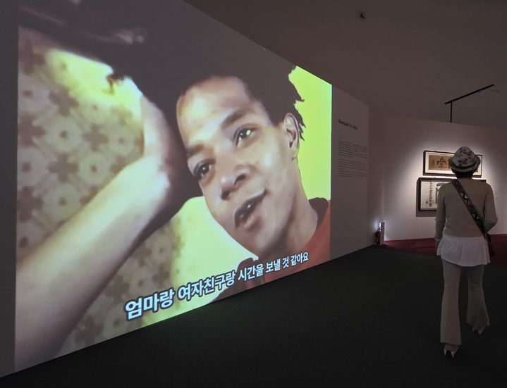 [사진=박현주 미술전문기자] 서울 동대문디자인플라자(DDP)에서 열린 '장 미셸 바스키아: 과거와 미래를 잇는 상징적 기호들' 전시 전경. 2025.09.30. hyun@newsis.com *재판매 및 DB 금지