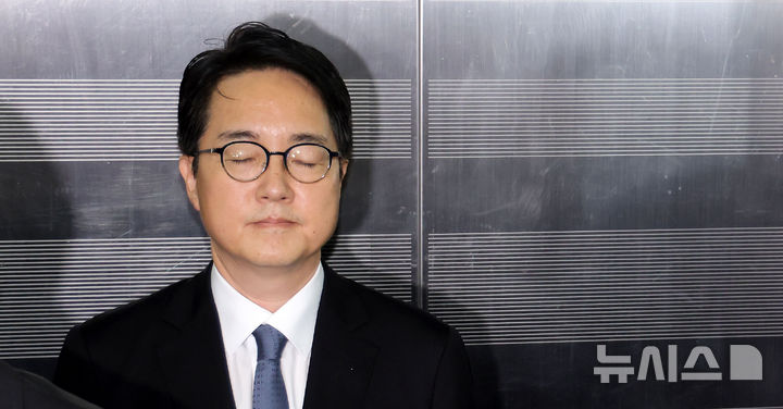 심우정 전 검찰총장, 박성재 내란 재판 증인 불출석..."불가피한 일정" - 뉴스 썸네일 이미지