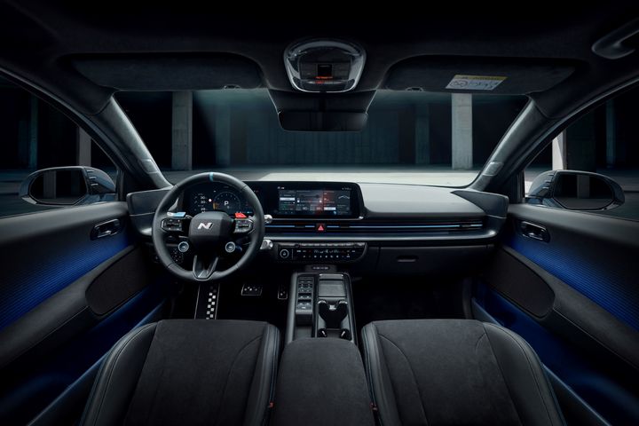 [서울=뉴시스] 1일부터 판매를 시작하는 현대차의 고성능 전기 세단 아이오닉 6 N. (사진=현대차 제공) 2025.10.01 photo@newsis.com *재판매 및 DB 금지