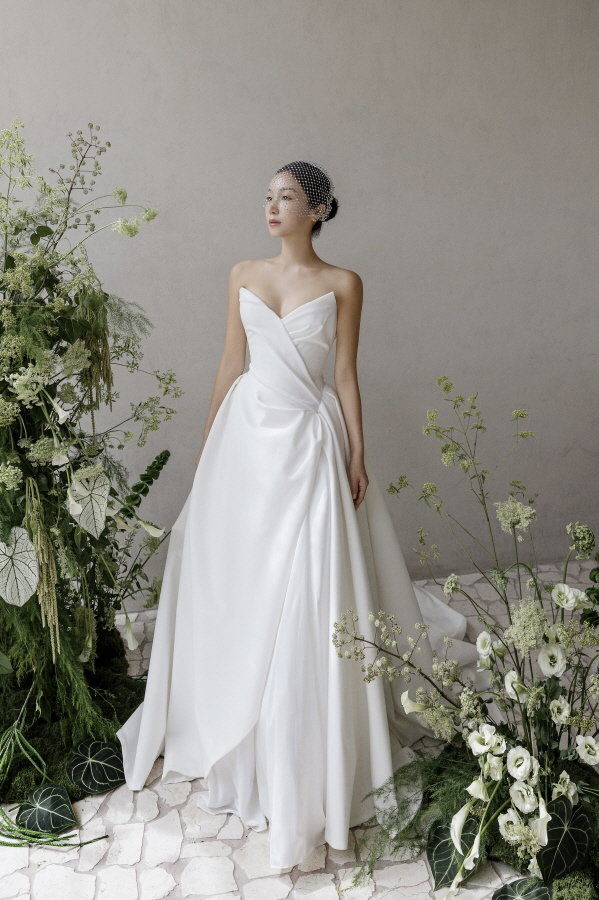 김옥빈 11월 결혼 "비연예인 남성과 비공개로"