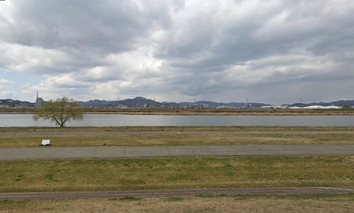 [뉴시스] 신체 일부가 절단된 새끼 고양이 사체가 발견된 일본 효고현 가코가와시 가코가와초 도모사와의 가코가와 강 인근의 모습. (사진=구글스트리트뷰 캡처) 2025.10.1 *재판매 및 DB 금지