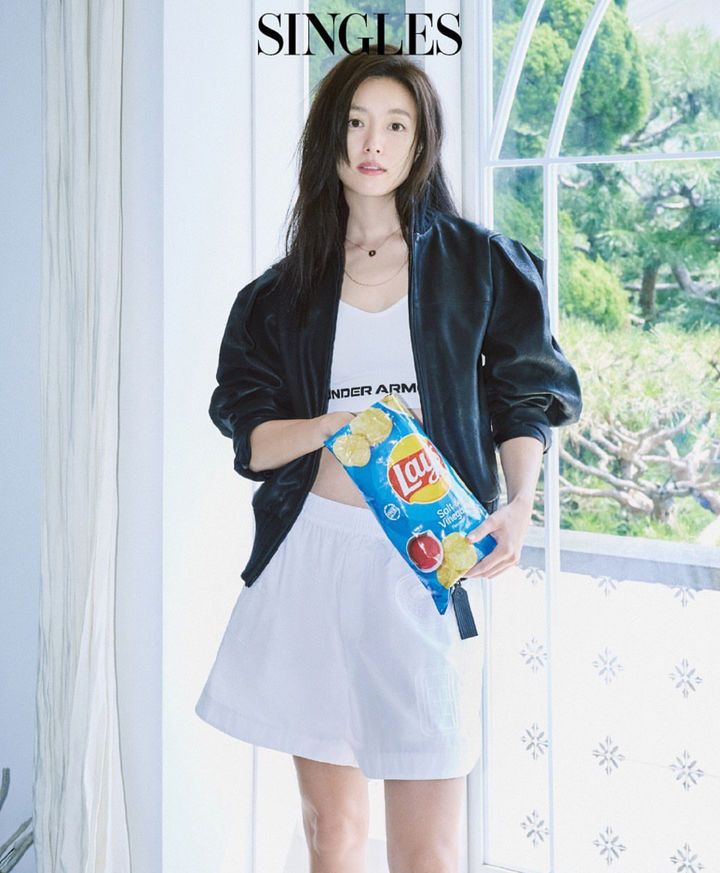 [서울=뉴시스] 배우 한효주. (사진=한효주 인스타그램 캡처) 2025.10.01. photo@newsis.com *재판매 및 DB 금지