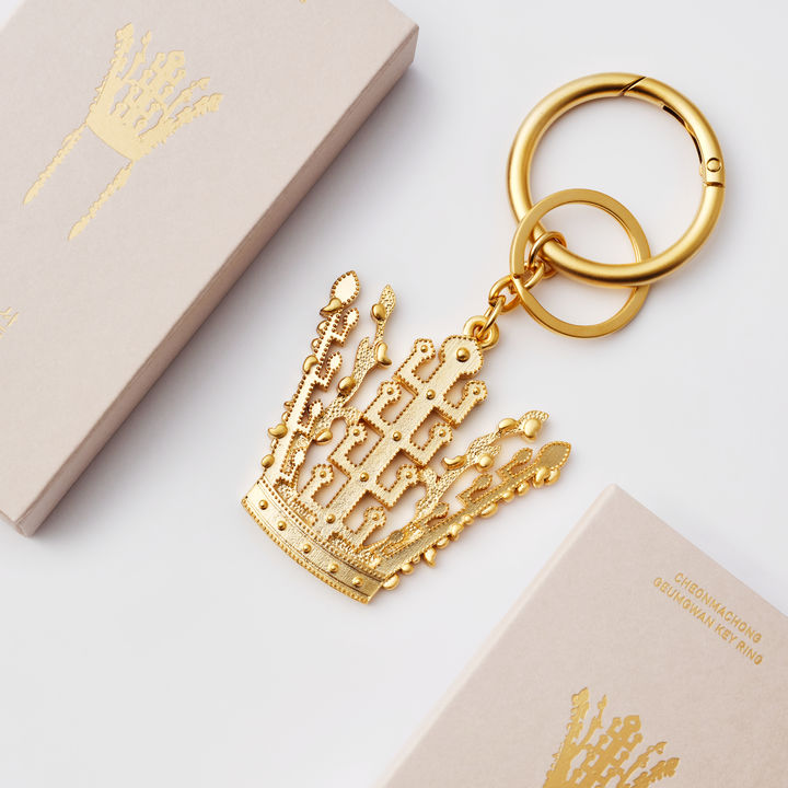 [서울=뉴시스] 천마총금관 키링 (사진=국립박물관문화재단 제공) 2025.10.01. photo@newsis.com *재판매 및 DB 금지