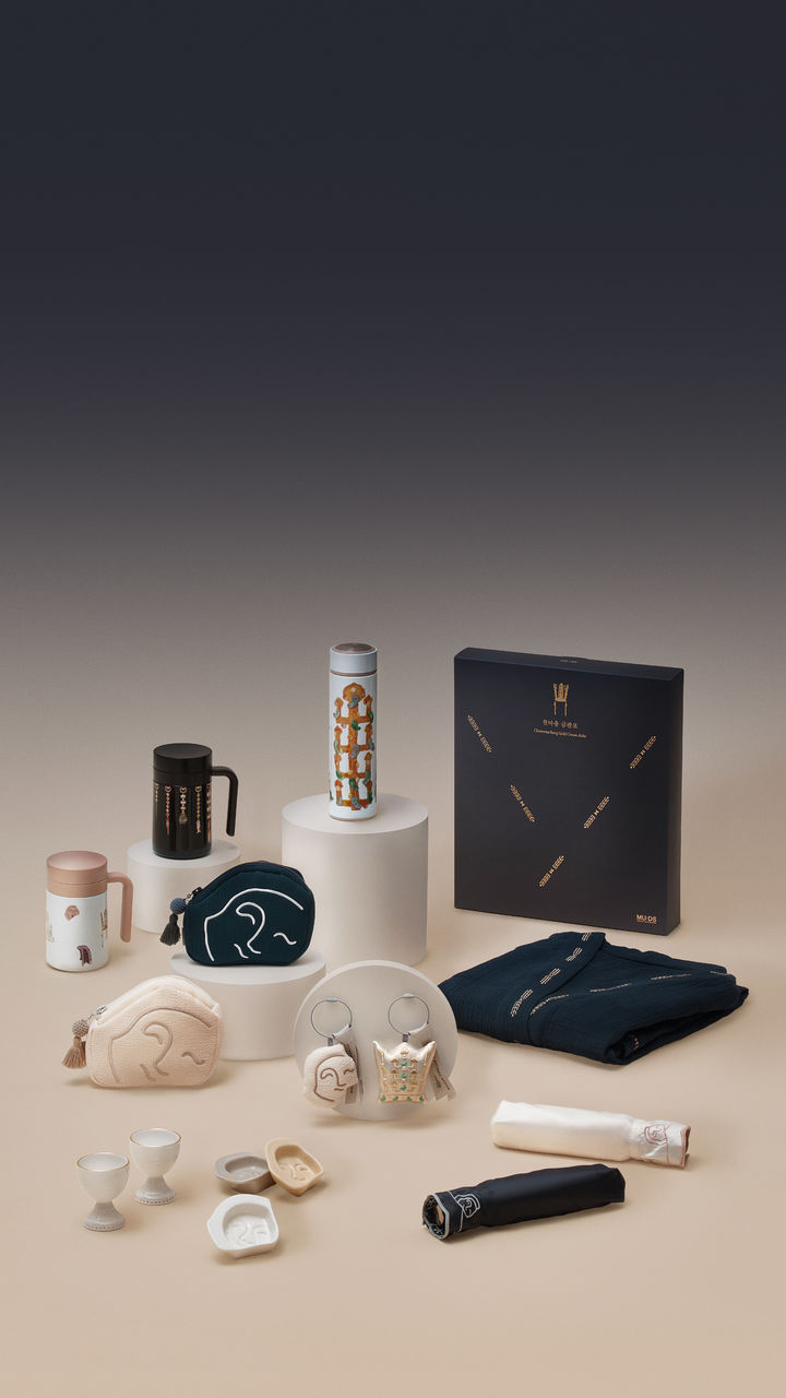 [서울=뉴시스] APEC 2025 KOREA 기념상품 (사진=국립박물관문화재단 제공) 2025.10.01. photo@newsis.com *재판매 및 DB 금지