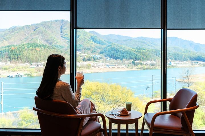 [서울=뉴시스] 스타벅스 리버사이드대성리DT점 모습.(사진=스타벅스 제공) *재판매 및 DB 금지