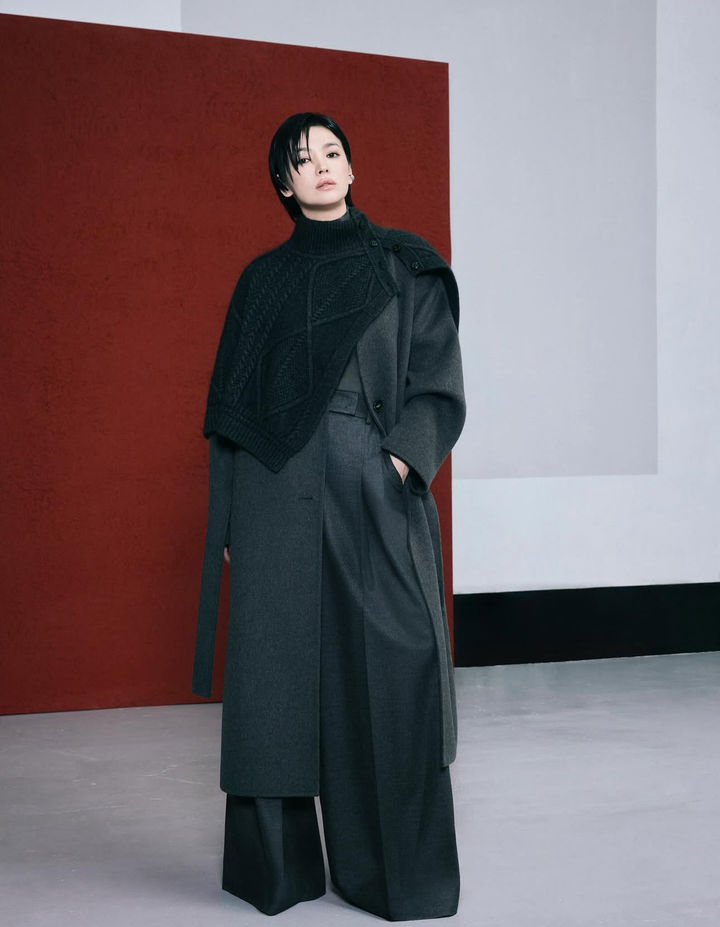 [서울=뉴시스] 배우 송혜교. (사진=송혜교 인스타그램 캡처) 2025.10.01. photo@newsis.com *재판매 및 DB 금지