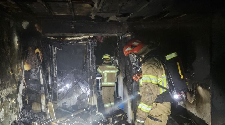 경산시 백천동 한 아파트 화재 (사진=경북소방본부 제공) *재판매 및 DB 금지