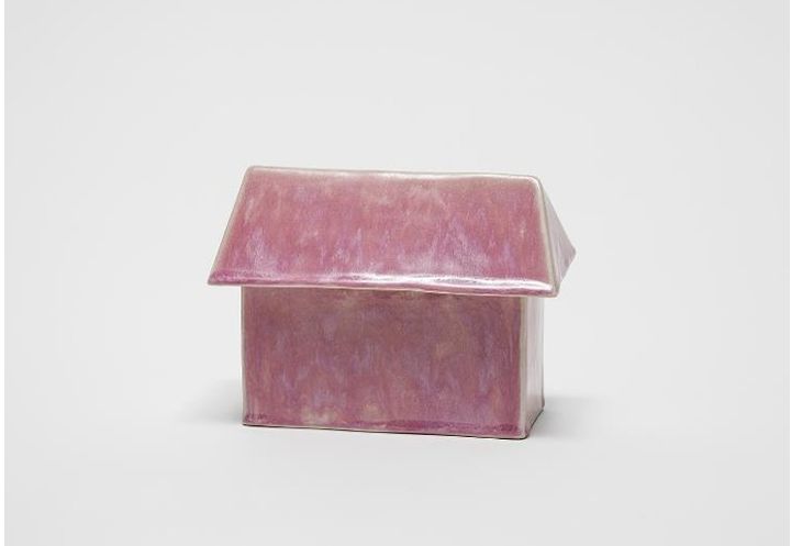 박소영, Little Pink House 2025 ceramic 15.5×21×10.5 ㎝ *재판매 및 DB 금지