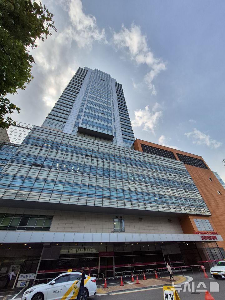 [서울=뉴시스] 가톨릭대학교 서울성모병원 응급실. (사진= 서울성모병원 제공) 