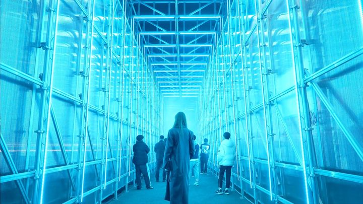 빛의 터널_유환, 인터랙티브 미디어설치, 2025 *재판매 및 DB 금지