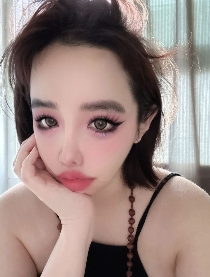 [서울=뉴시스] 박봄. (사진=박봄 인스타그램 캡처) 2025.10.02. photo@newsis.com *재판매 및 DB 금지