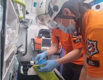 [대구=뉴시스] 119구급대 활동 모습이다. 뉴시스DB. 2025.12.09 photo@newsis.com  *재판매 및 DB 금지