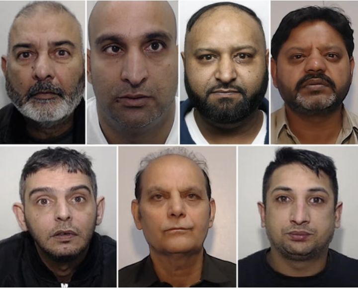 [서울=뉴시스] 영국에서 10대 소녀 2명을 성노예 삼은 남성 7명(사진)이 총 174년의 징역형을 선고 받았다. (윗줄 왼쪽부터 오른쪽으로) 모하메드 자히드, 로히즈 칸, 모하메드 샤자드, 카시르 바시르. (아랫줄 왼쪽부터 오른쪽으로) 나힘 아크람, 무슈타크 아흐메드, 니사르 후세인의 모습. (사진출처: 더가디언 캡처) 2025.10.02.