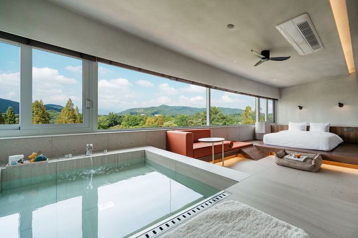 [서울=뉴시스]키녹 시그니처 객실.(사진=교원 제공) 2025.10.04. photo@newsis.com *재판매 및 DB 금지