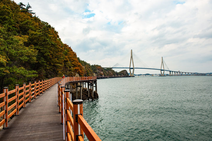 [목포=뉴시스]목포 고하도 데크길. *재판매 및 DB 금지