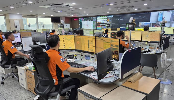 [대전=뉴시스]대전소방본부는 추석 연휴 기간(3~9일) 시민들의 의료기관 휴무로 인한 불편을 최소화하기 위해 '응급처치·의료기관 안내 서비스'를 확대 운영키로 했다. 2025. 10. 04 photo@newsis.com *재판매 및 DB 금지