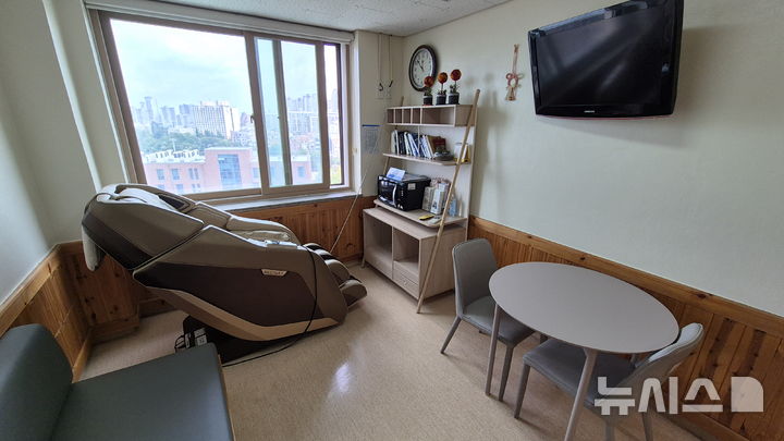 [청주=뉴시스] 연현철 기자 = 지난 4일 충북대학교병원 본관 9층 호스피스 병동의 모습. 2025.10.06. yeon0829@newsis.com