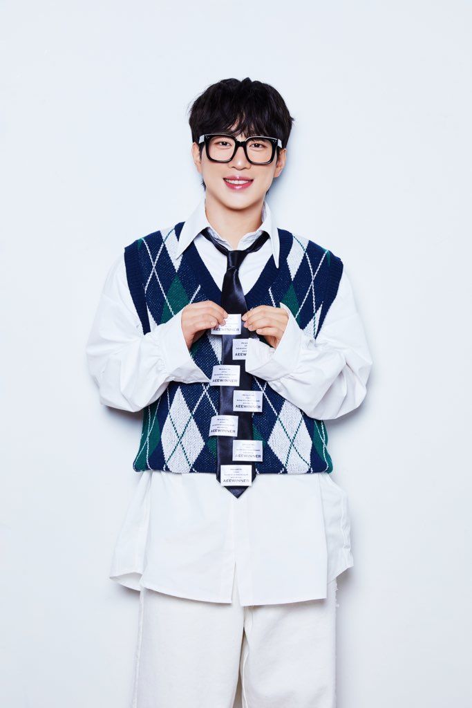 [의령=뉴시스]트롯가수 안성훈.(사진=의령군 제공) 2025.10.04.photo@newsis.com *재판매 및 DB 금지