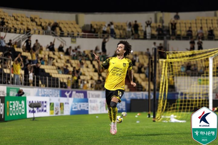 [서울=뉴시스]K리그2 전남 발디비아. (사진=한국프로축구연맹 제공)