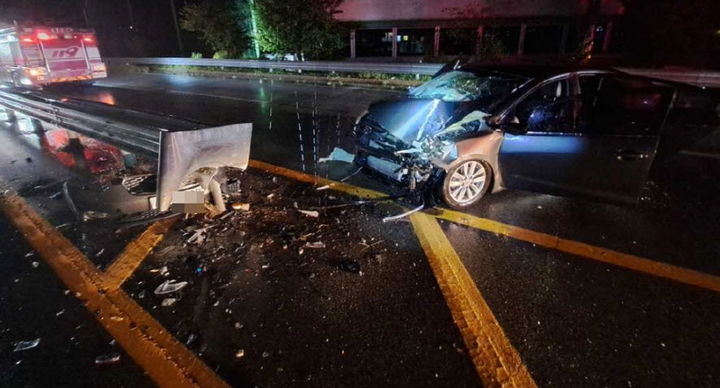 사진은 양구 교통사고 단독 충돌 사진. 강원특별자치도 소방본부 제. *재판매 및 DB 금지